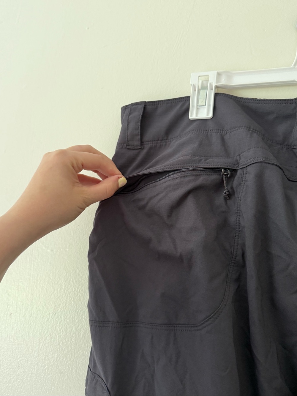 L.L. Bean Women’s Zip-Off Gray Hiking Vista Camp Pants Size 18 - Picture 5 of 8
